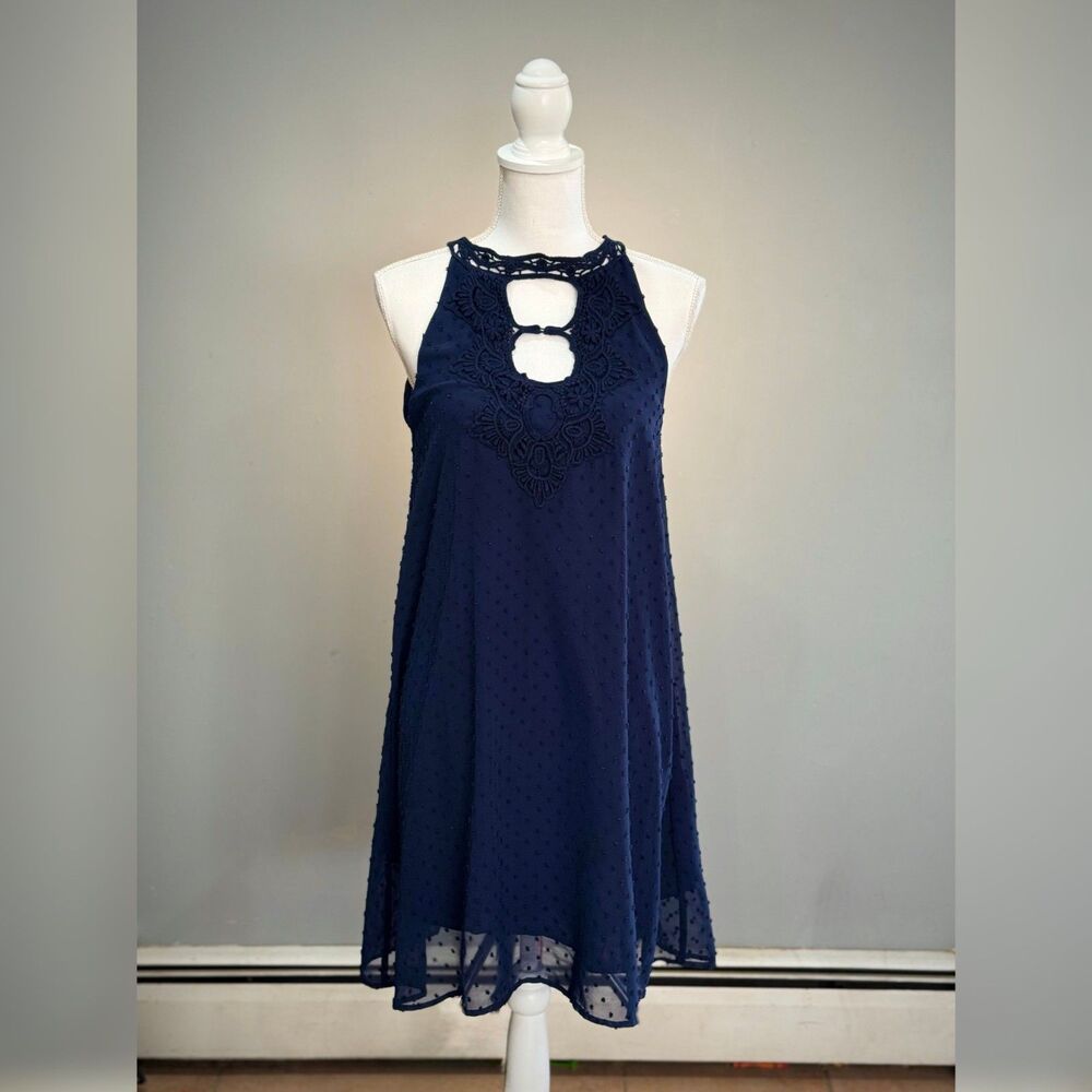 Blue Jun & Ivy Sleeveless Lace Detail Dress Size S EUC